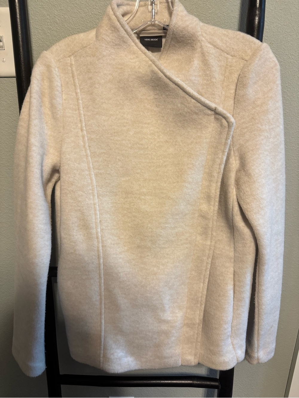 Vero Moda Cream Asymmetric Zip Cardigan Jacket